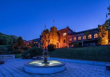 Фото Отель Abbeyglen Castle Hotel г. Клифден 4