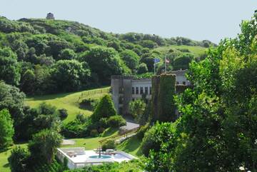 Фото Отель Abbeyglen Castle Hotel г. Клифден 2